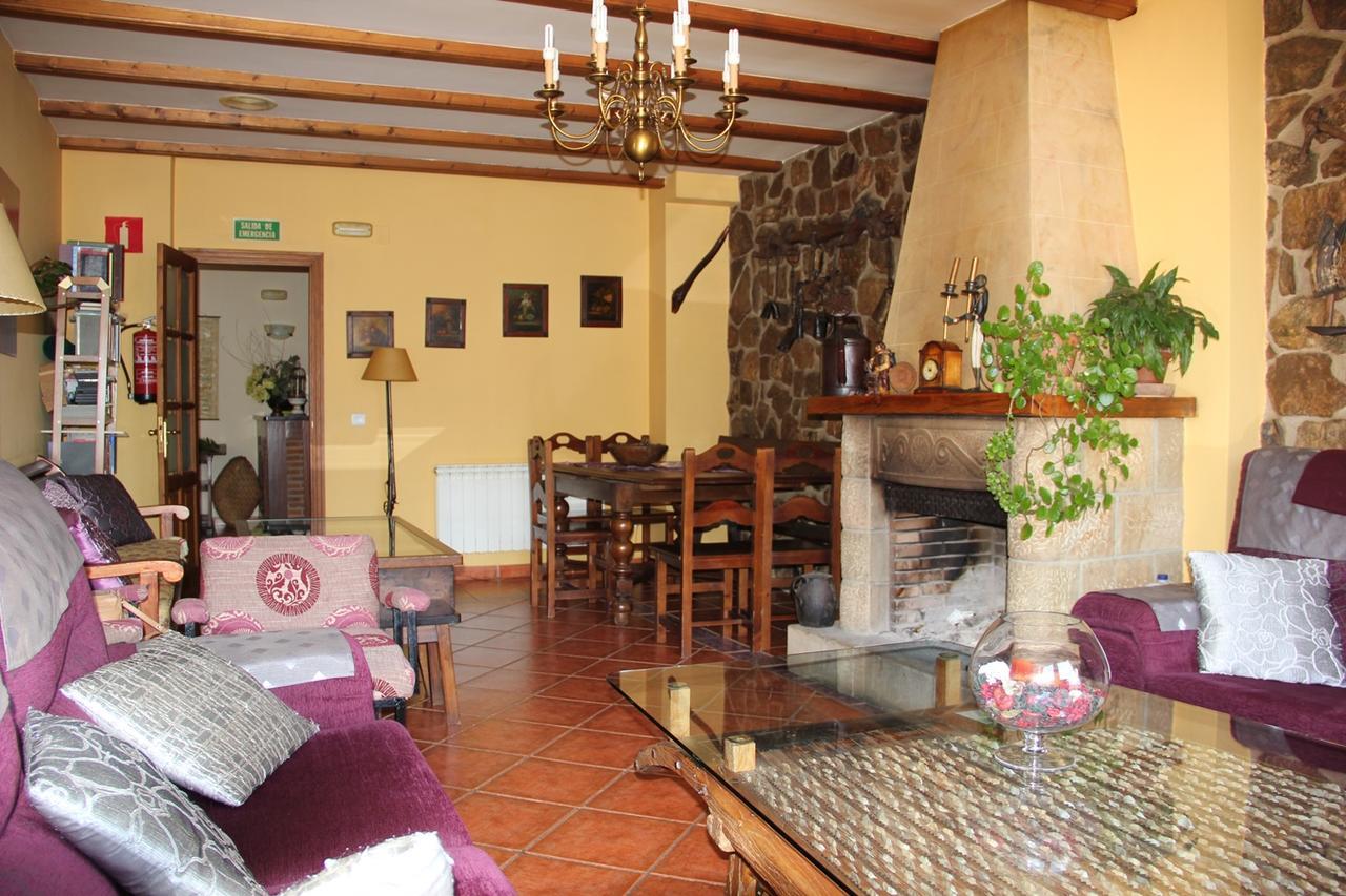 Mirador De Enterrias Hotel Buitenkant foto